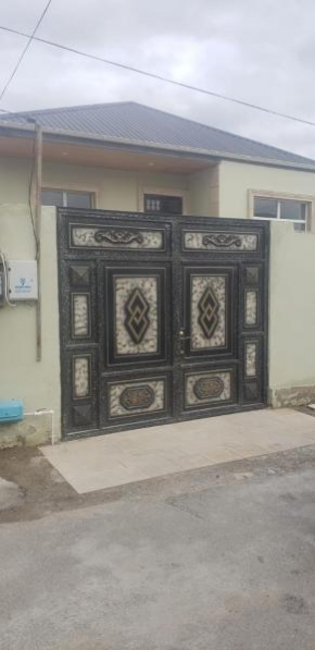 Cozy Yard House for Rent in Lokbatan, Baku